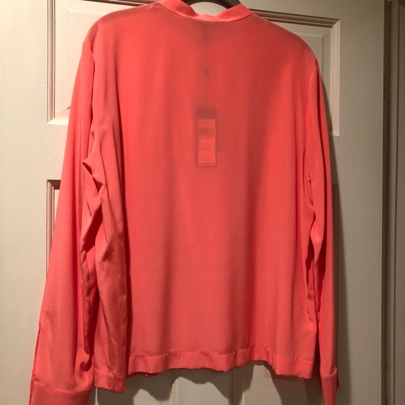 BCBGMaxAzria Clement blouse in L - Picture 2 of 6